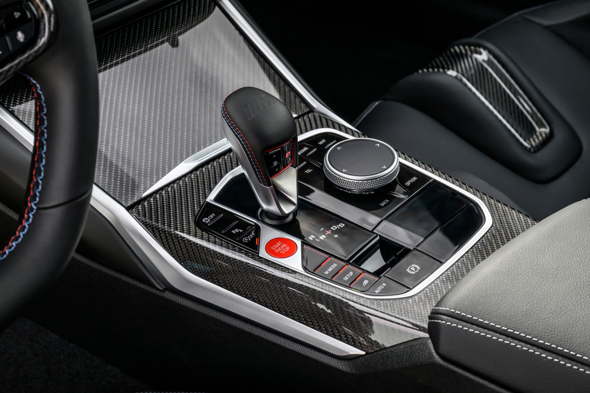 SMALL_P90642588_highRes_the-new-bmw-m2-with-